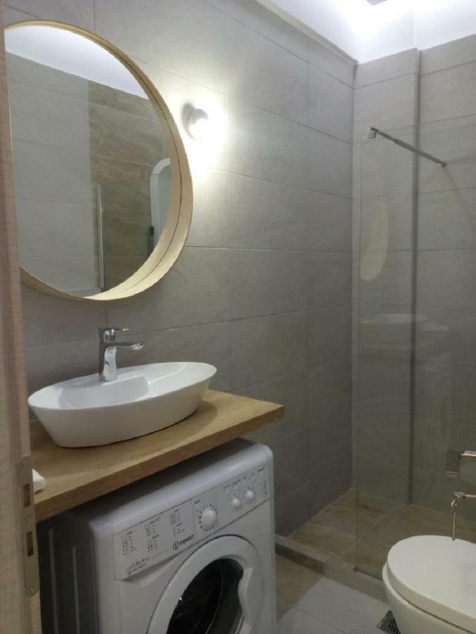 Luxury Apartment Next To The Sea Beach Atenas Exterior foto